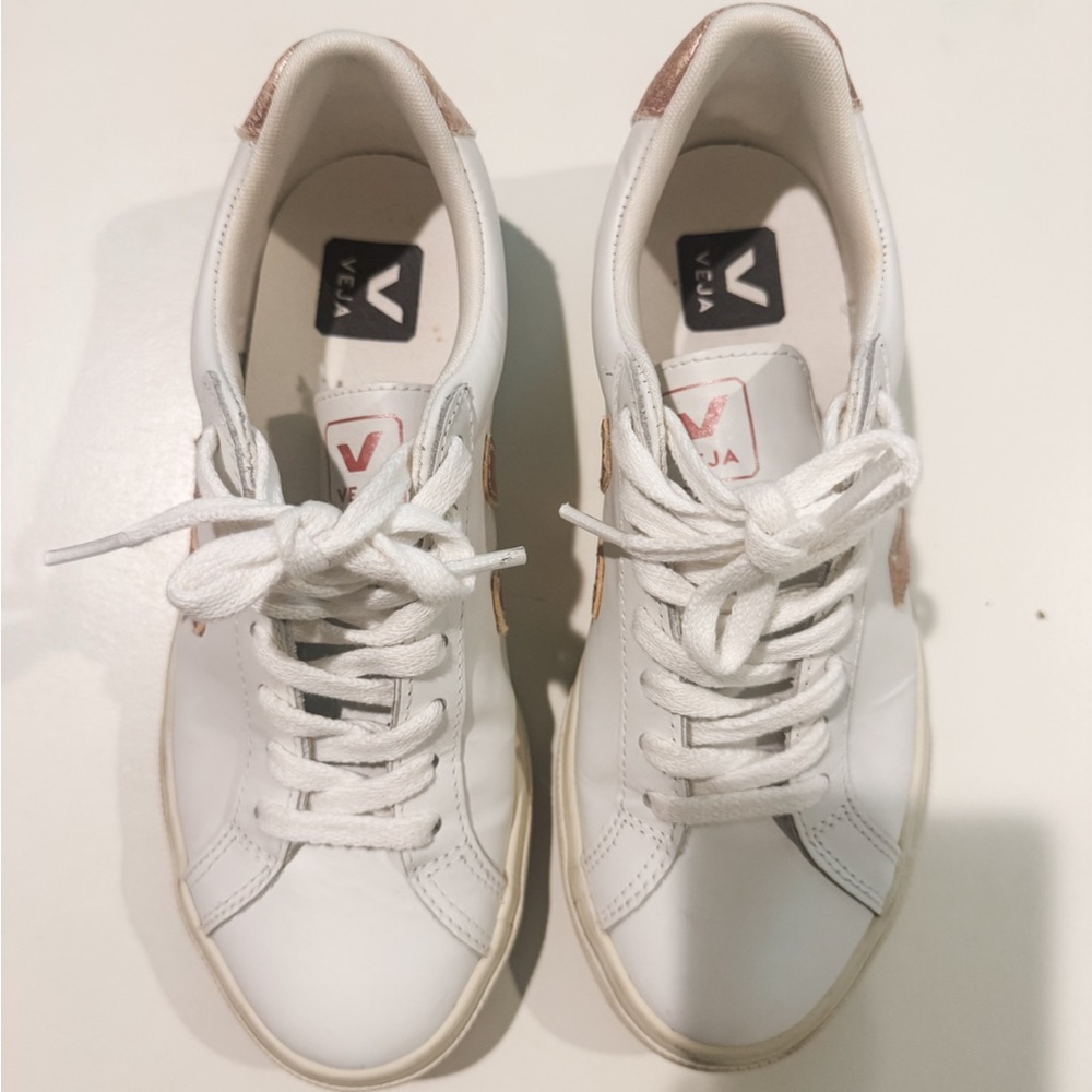 Veja campo leather sneakers with rose gold metallic detailing, US 5 / EUR 36 - Picture 5 of 8